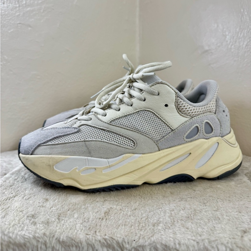 Adidas Yeezy Boost 700 'Analog'